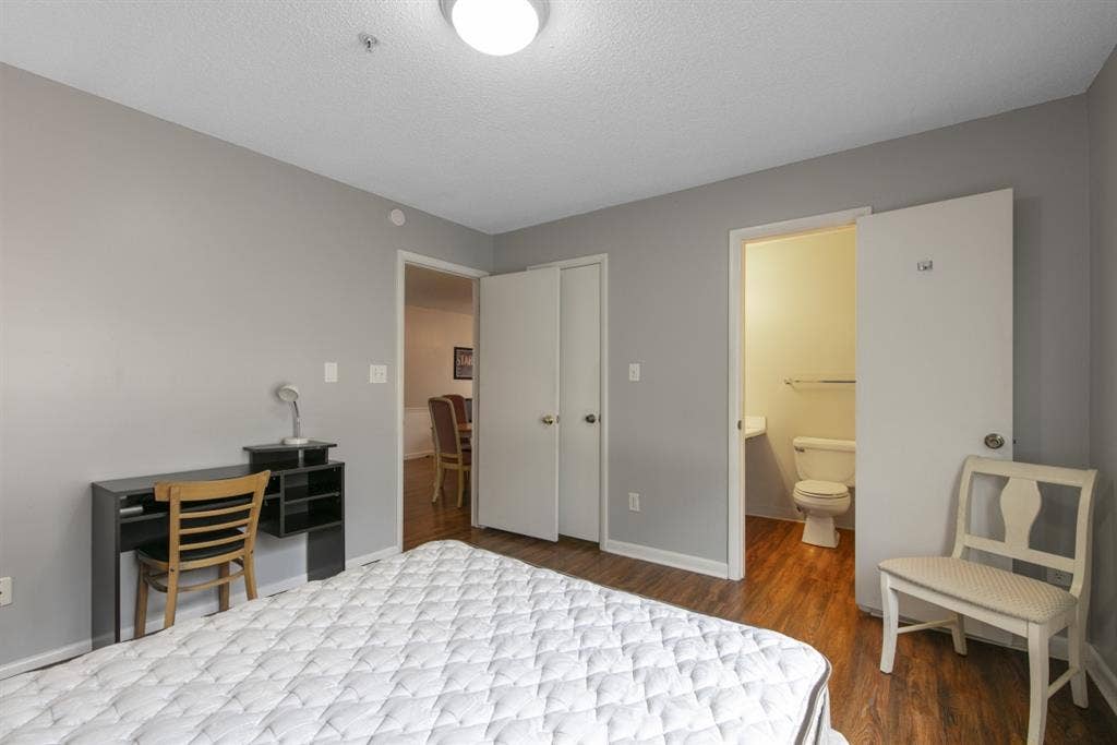 4 BR in Raleigh