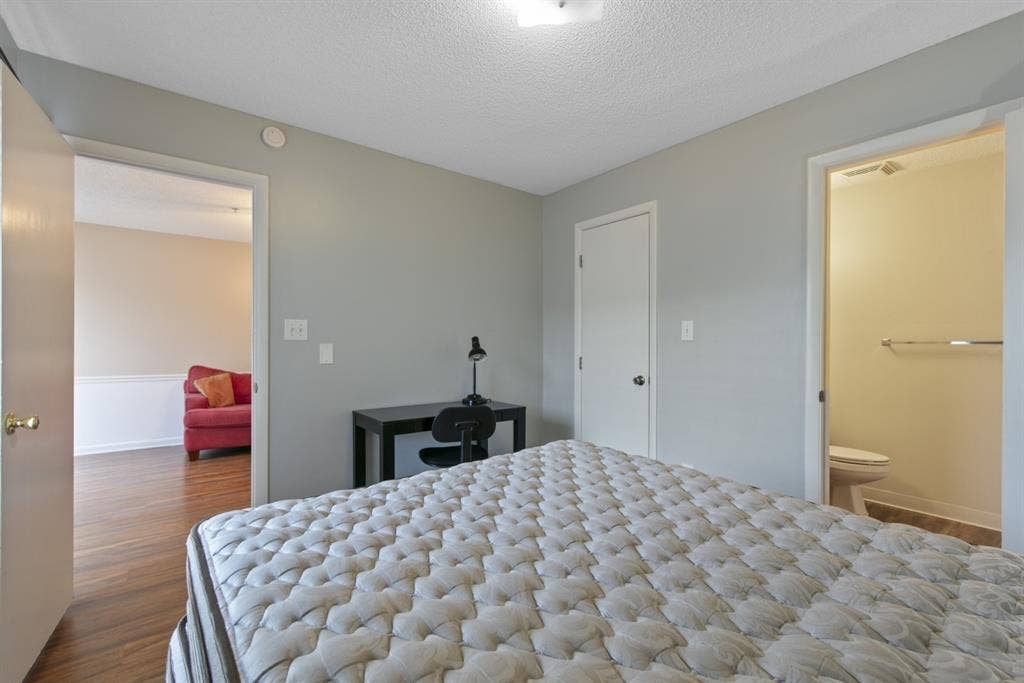 4 BR in Raleigh
