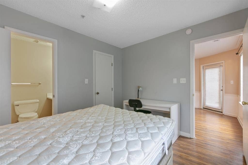 4 BR in Raleigh