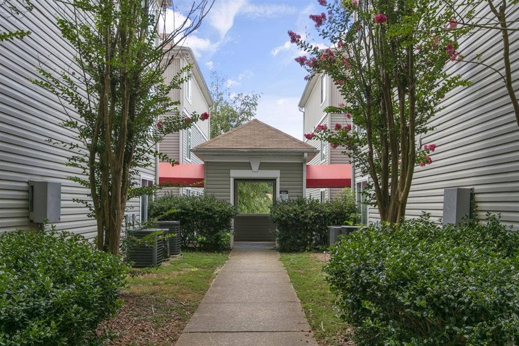 4 BR in Raleigh
