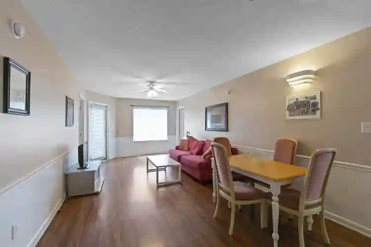 4 BR in Raleigh