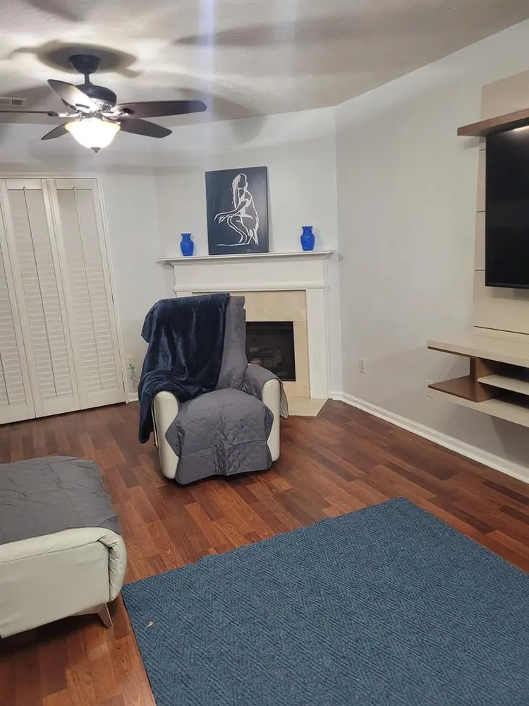3 BR in Lawrenceville