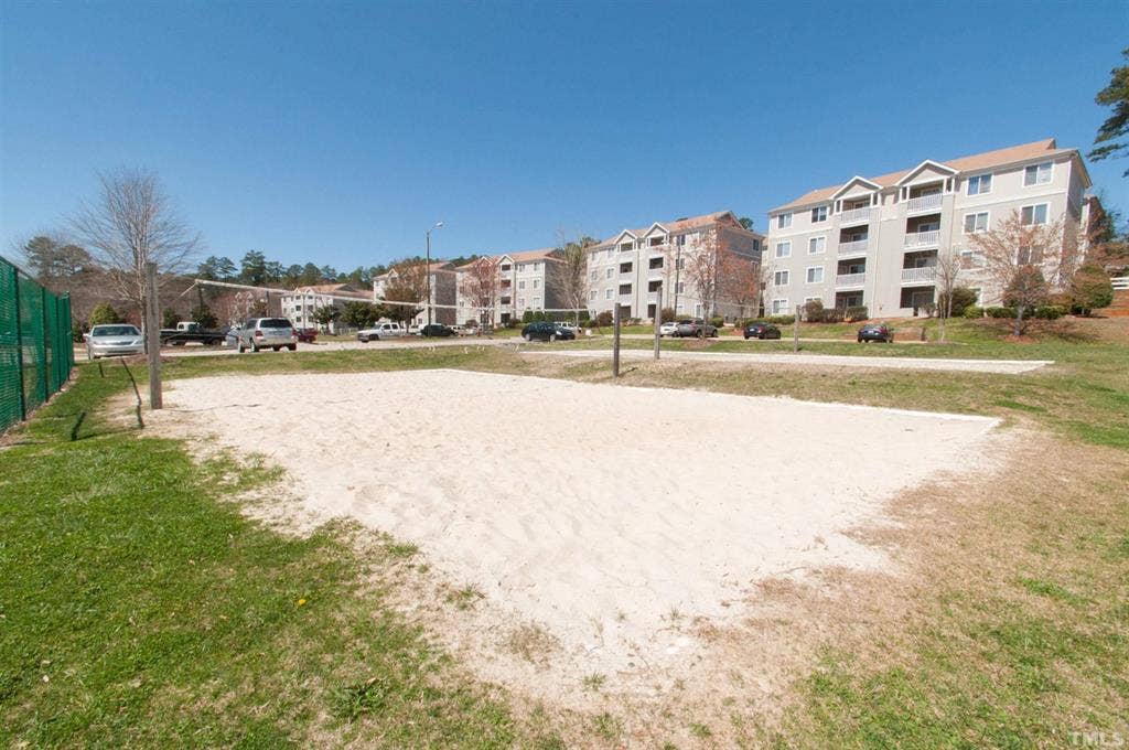 4 BR in Raleigh