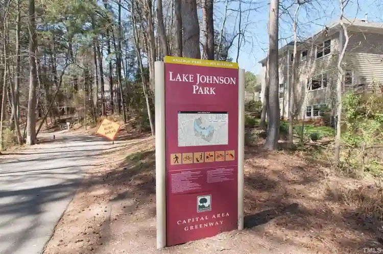 4 BR in Raleigh