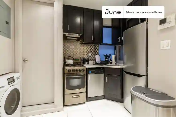 4 BR in New York City