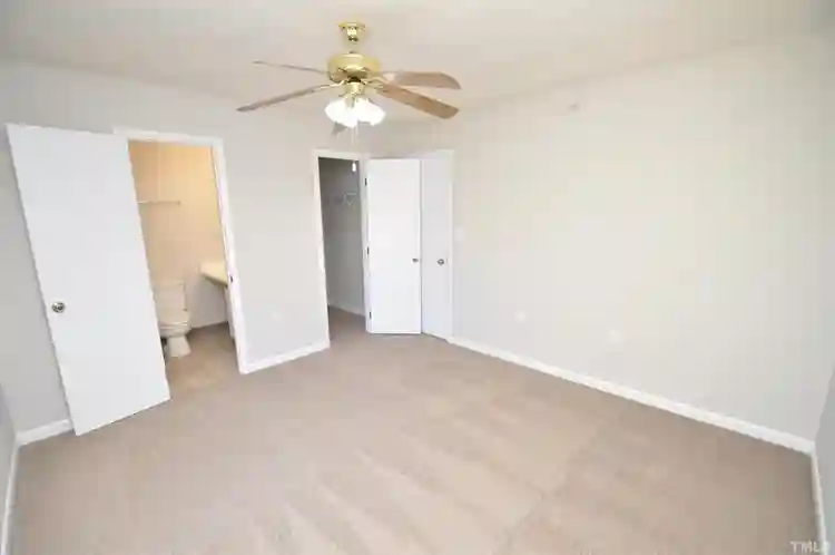 4 BR in Raleigh