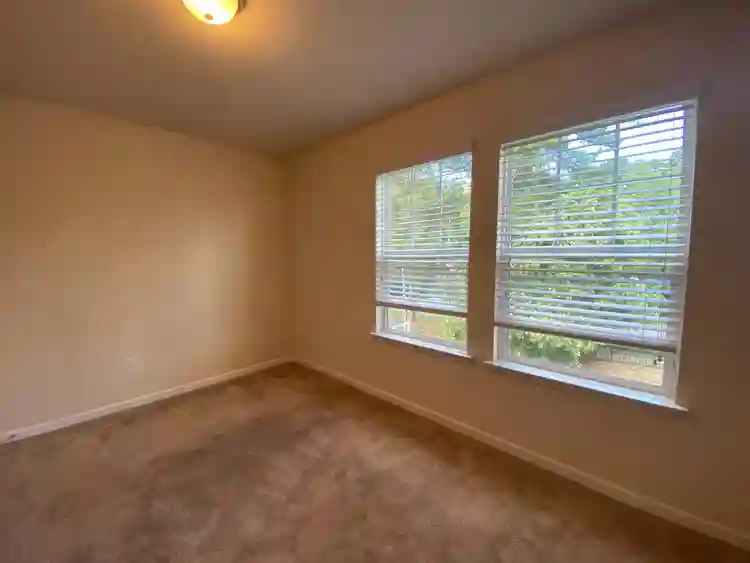 4 BR in Charlotte