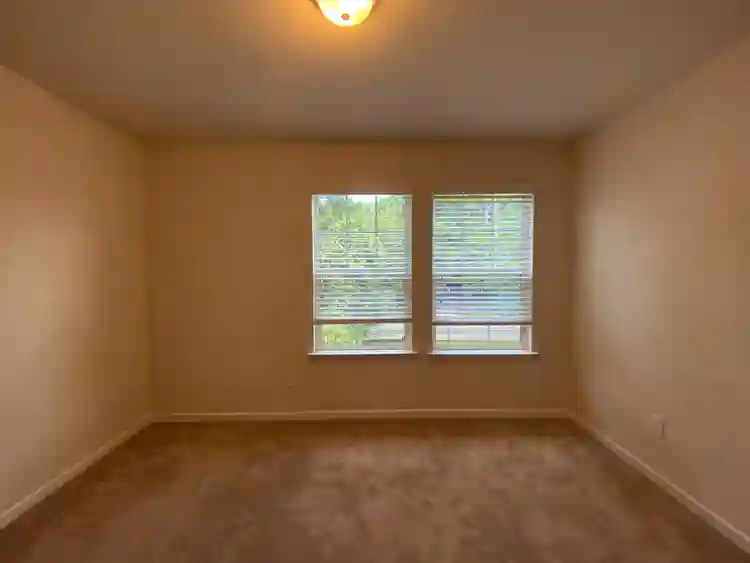 4 BR in Charlotte