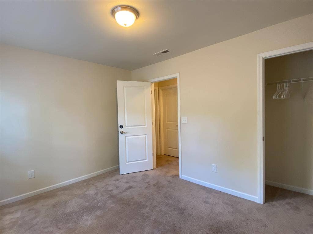 4 BR in Charlotte