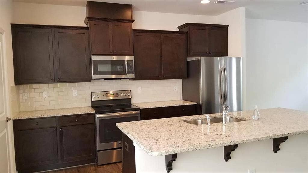 4 BR in Charlotte