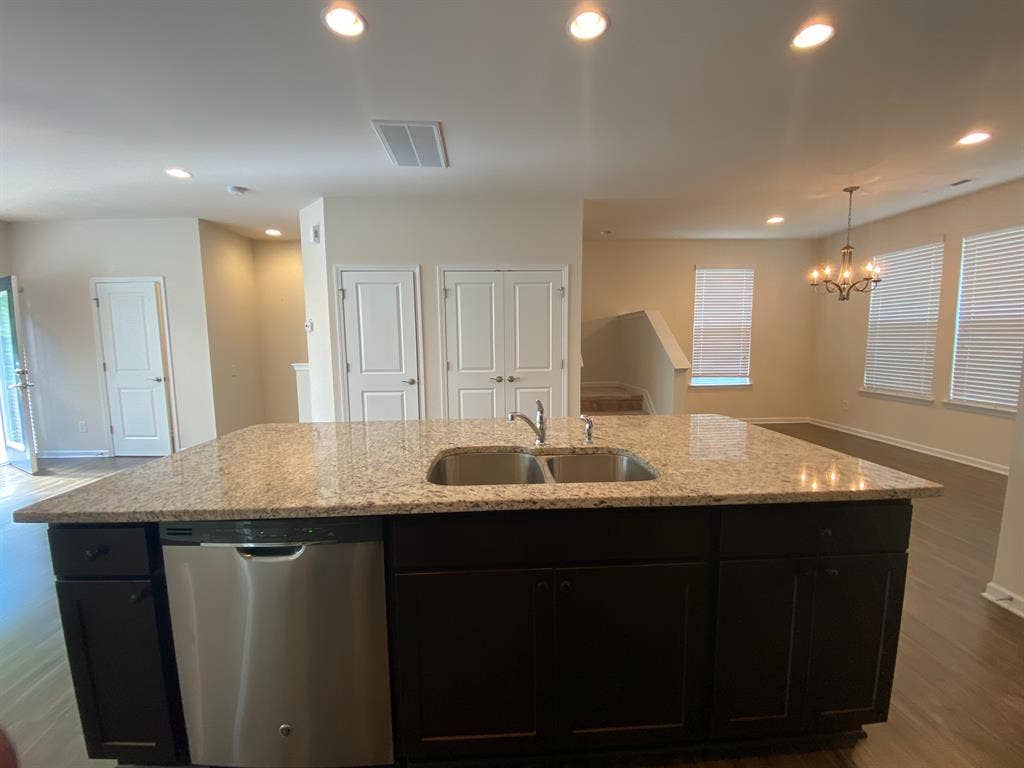 4 BR in Charlotte