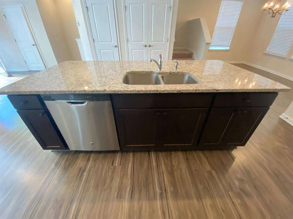 4 BR in Charlotte