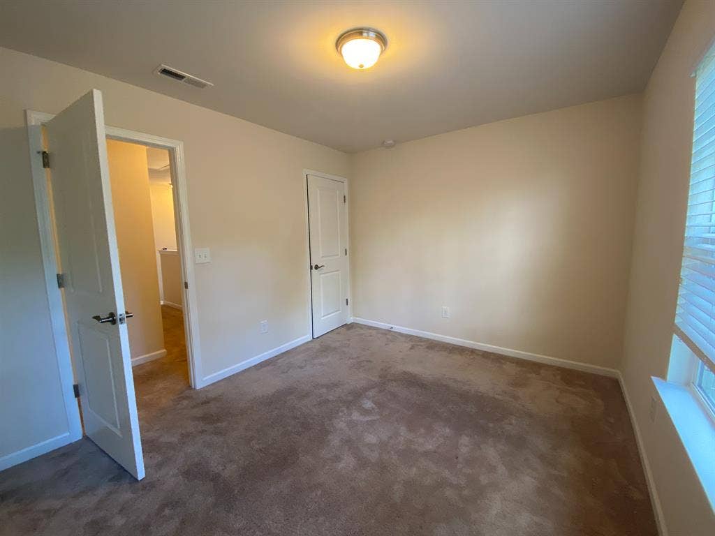 4 BR in Charlotte