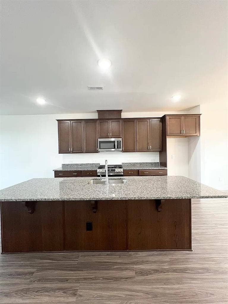 4 BR in Concord
