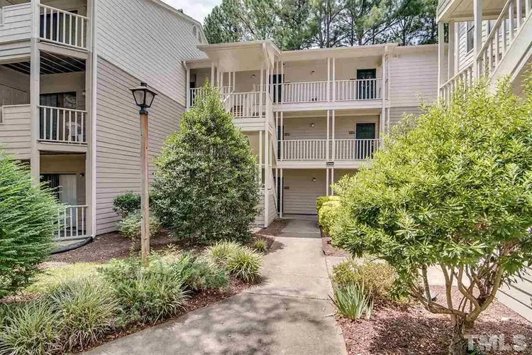2 BR in Durham