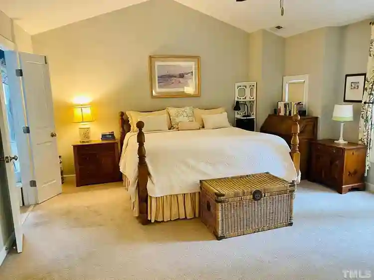 4 BR in Morrisville