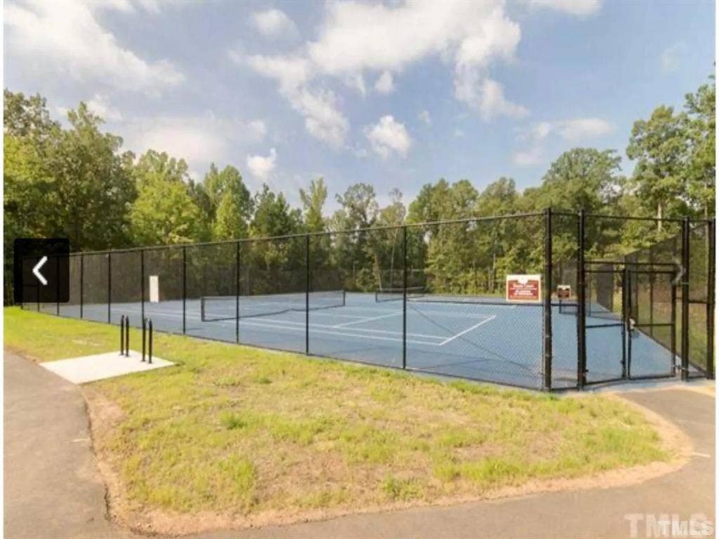 4 BR in Morrisville