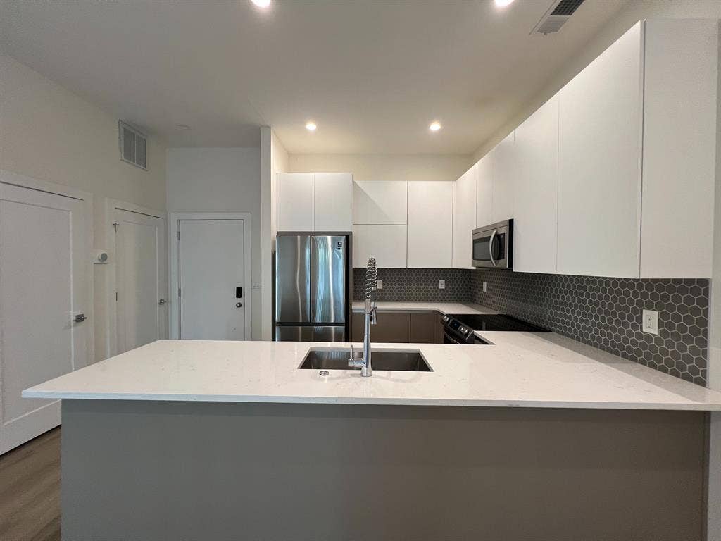 2 BR in Atlanta