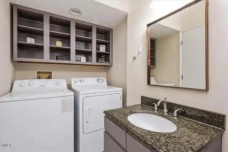 1 BR in Durham
