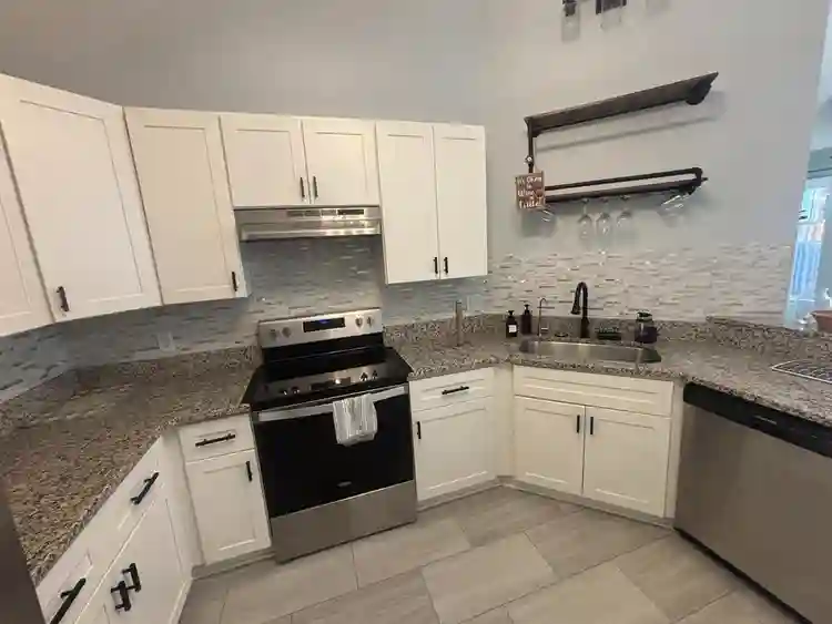 2 BR in Raleigh