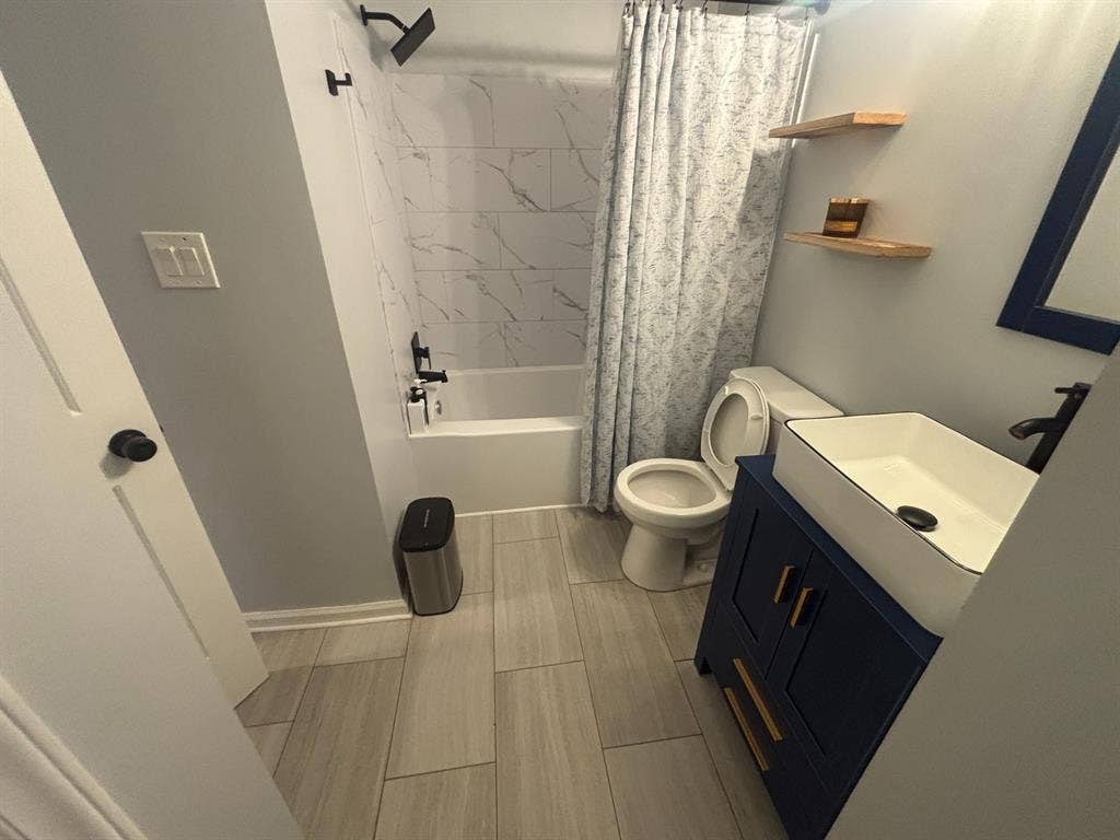 2 BR in Raleigh