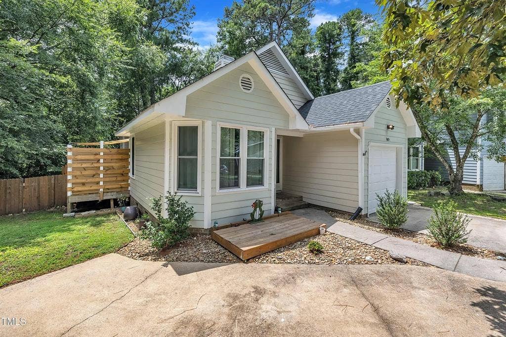 2 BR in Raleigh