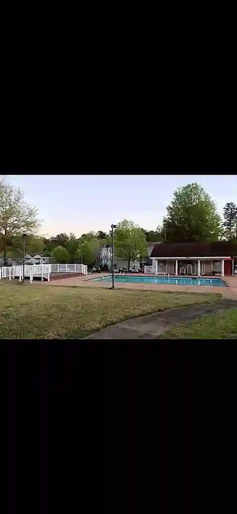 4 BR in Raleigh