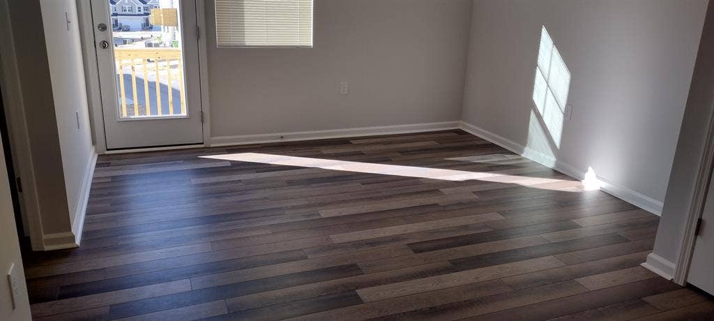 3 BR in Apex