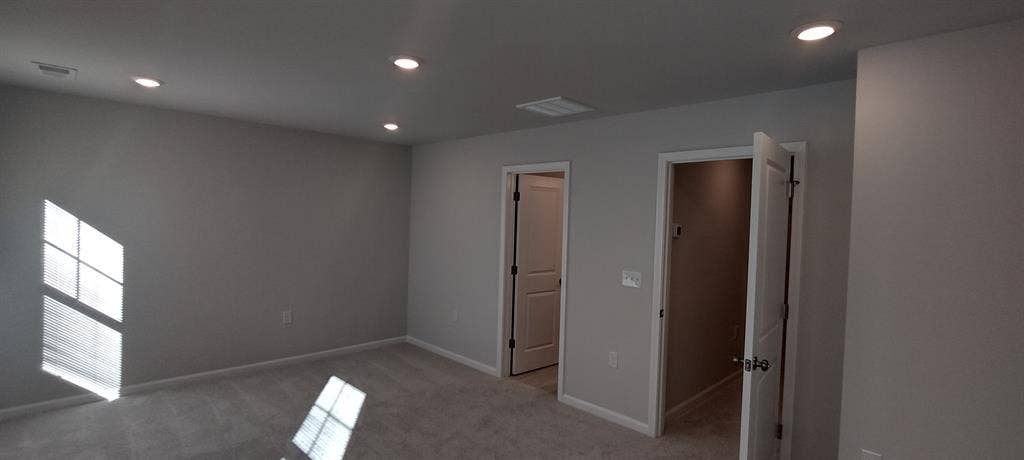 3 BR in Apex