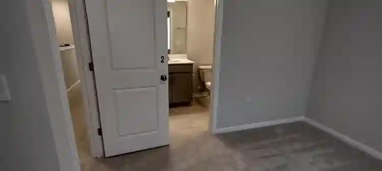 3 BR in Apex