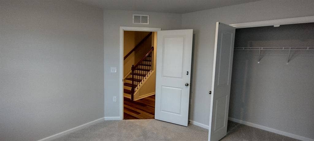3 BR in Apex