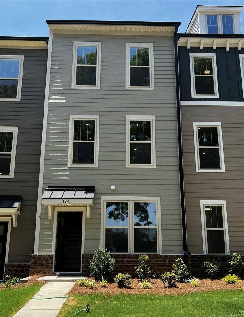 3 BR in Charlotte