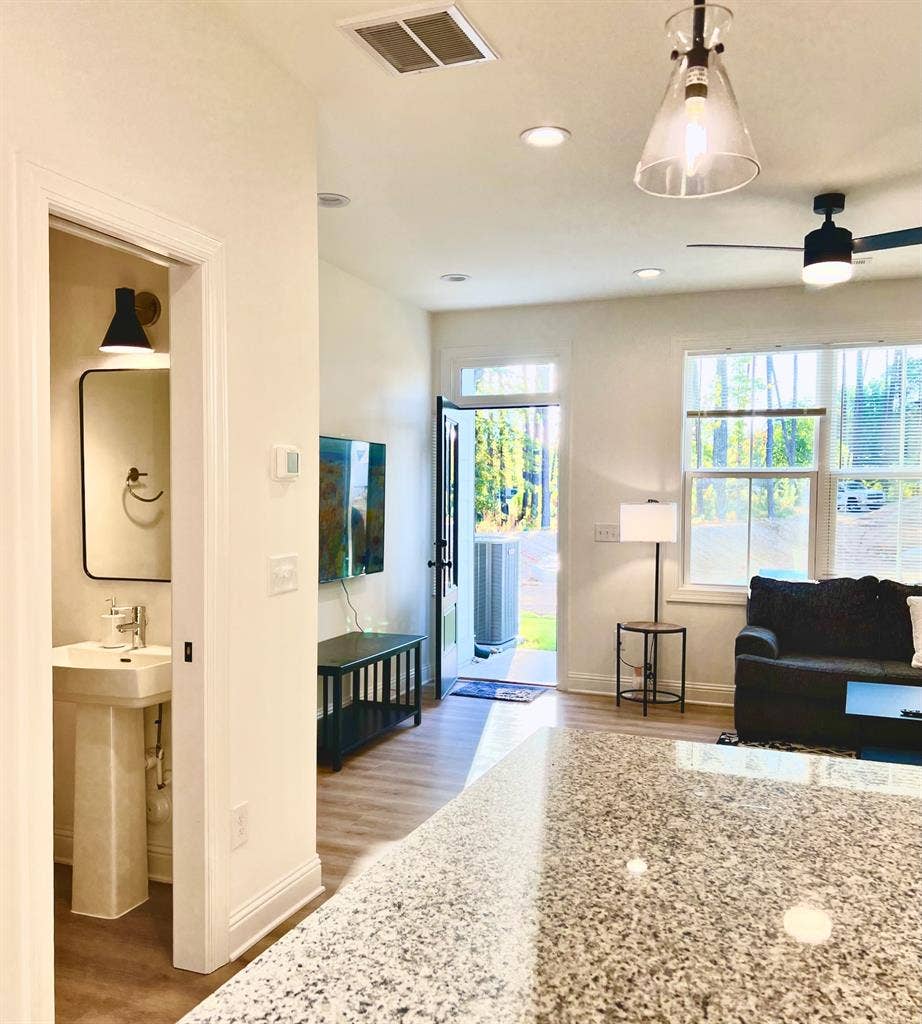 4 BR in Raleigh