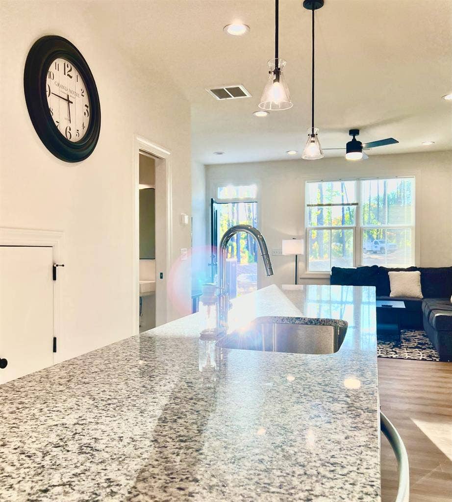 4 BR in Raleigh