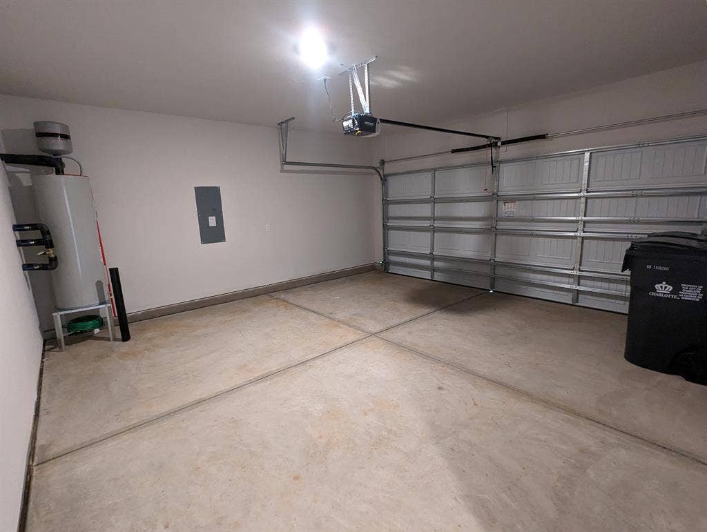 4 BR in Charlotte