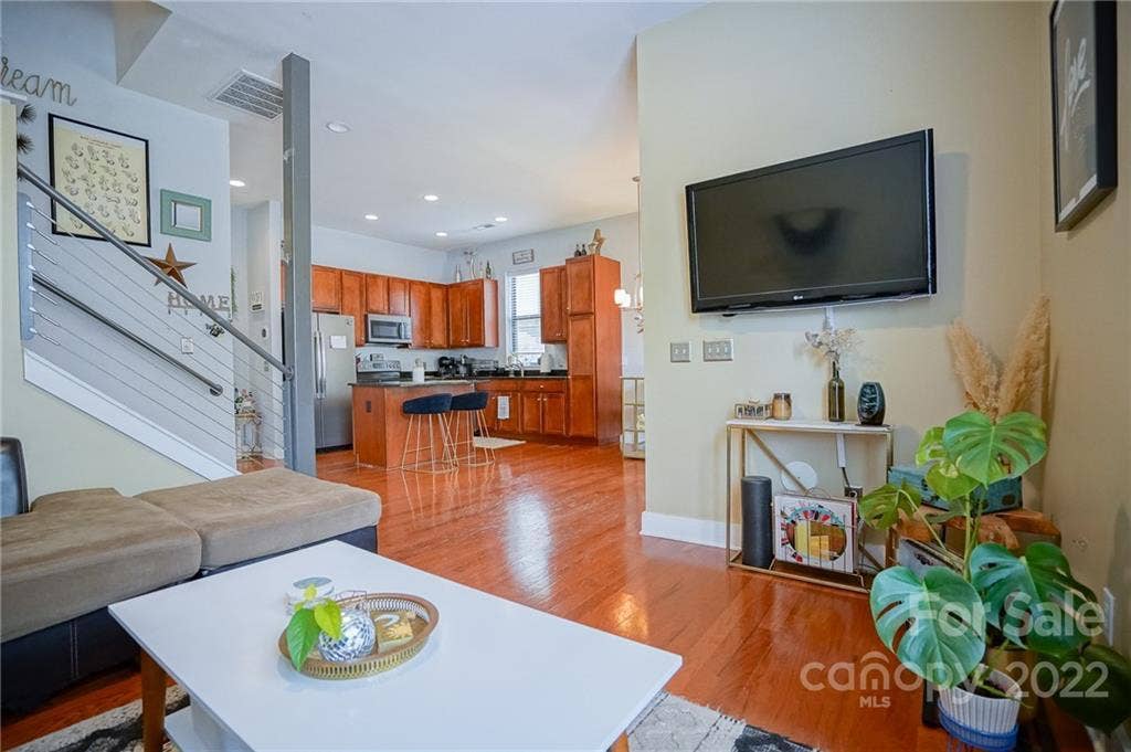 3 BR in Charlotte