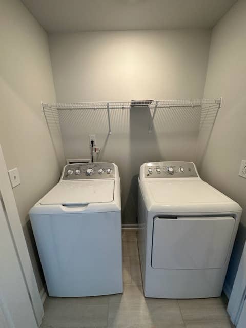 3 BR in Apex