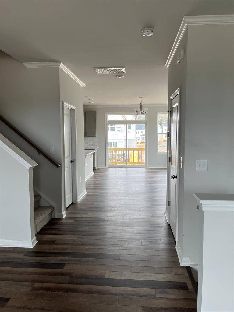 4 BR in Apex