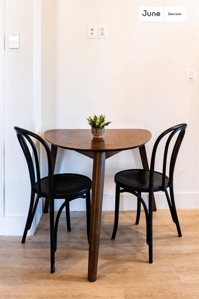 4 BR in Washington DC