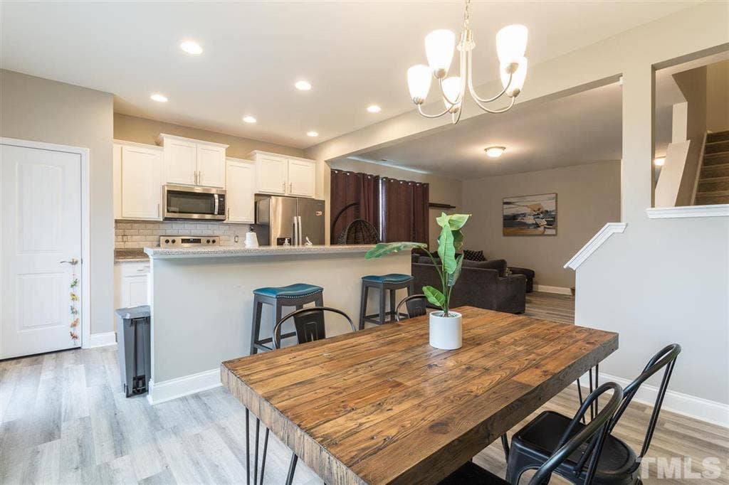 3 BR in Raleigh