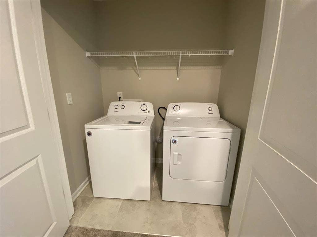4 BR in Cary