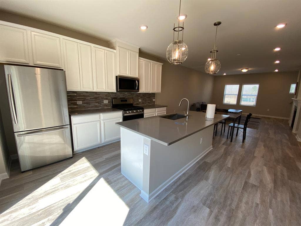 4 BR in Cary