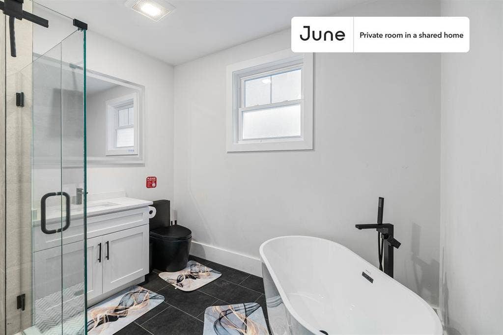 5 BR in Boston