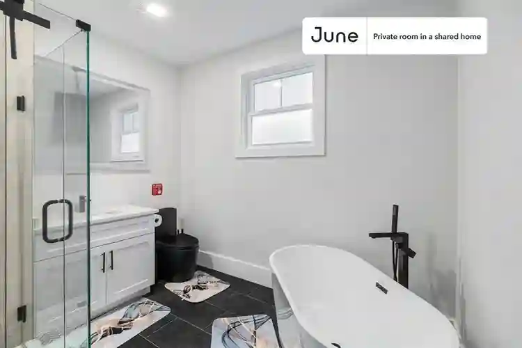 5 BR in Boston
