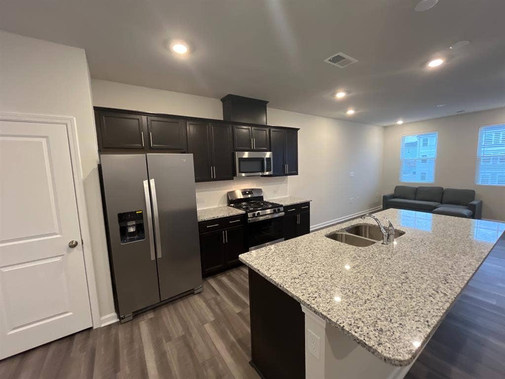 3 BR in Raleigh