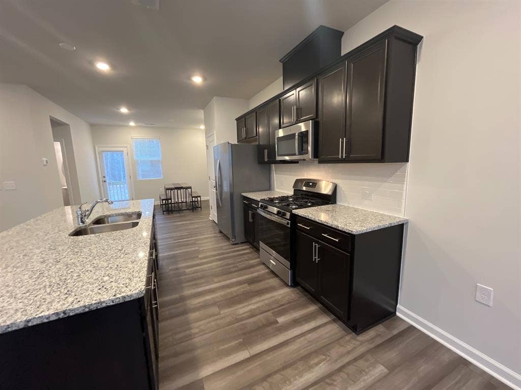 3 BR in Raleigh