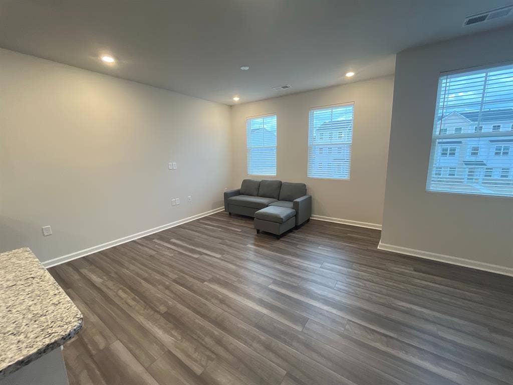 3 BR in Raleigh