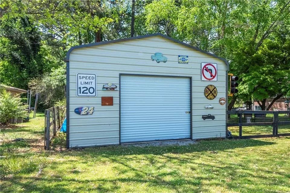4 BR in Canton