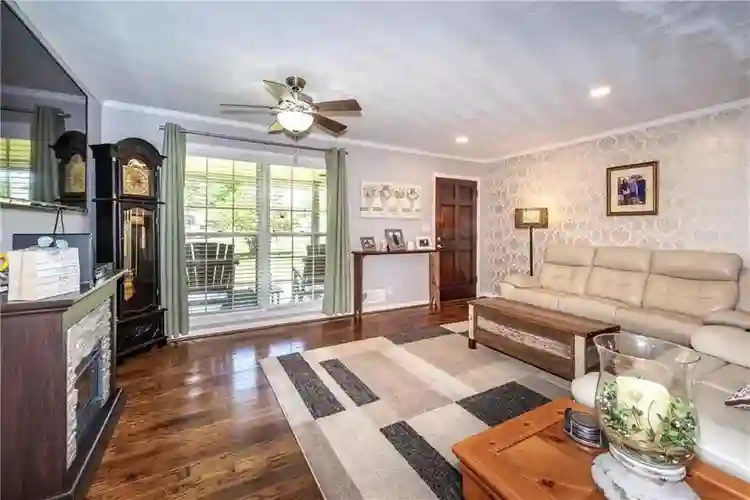 4 BR in Canton