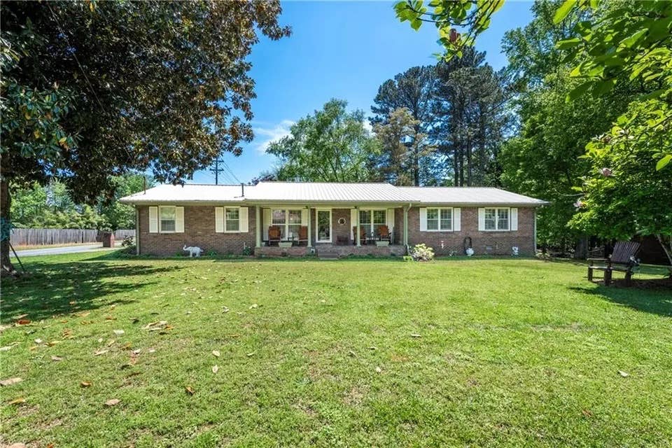 4 BR in Canton
